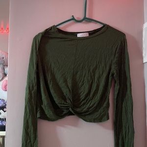 Xios black short sleeve hoodie L